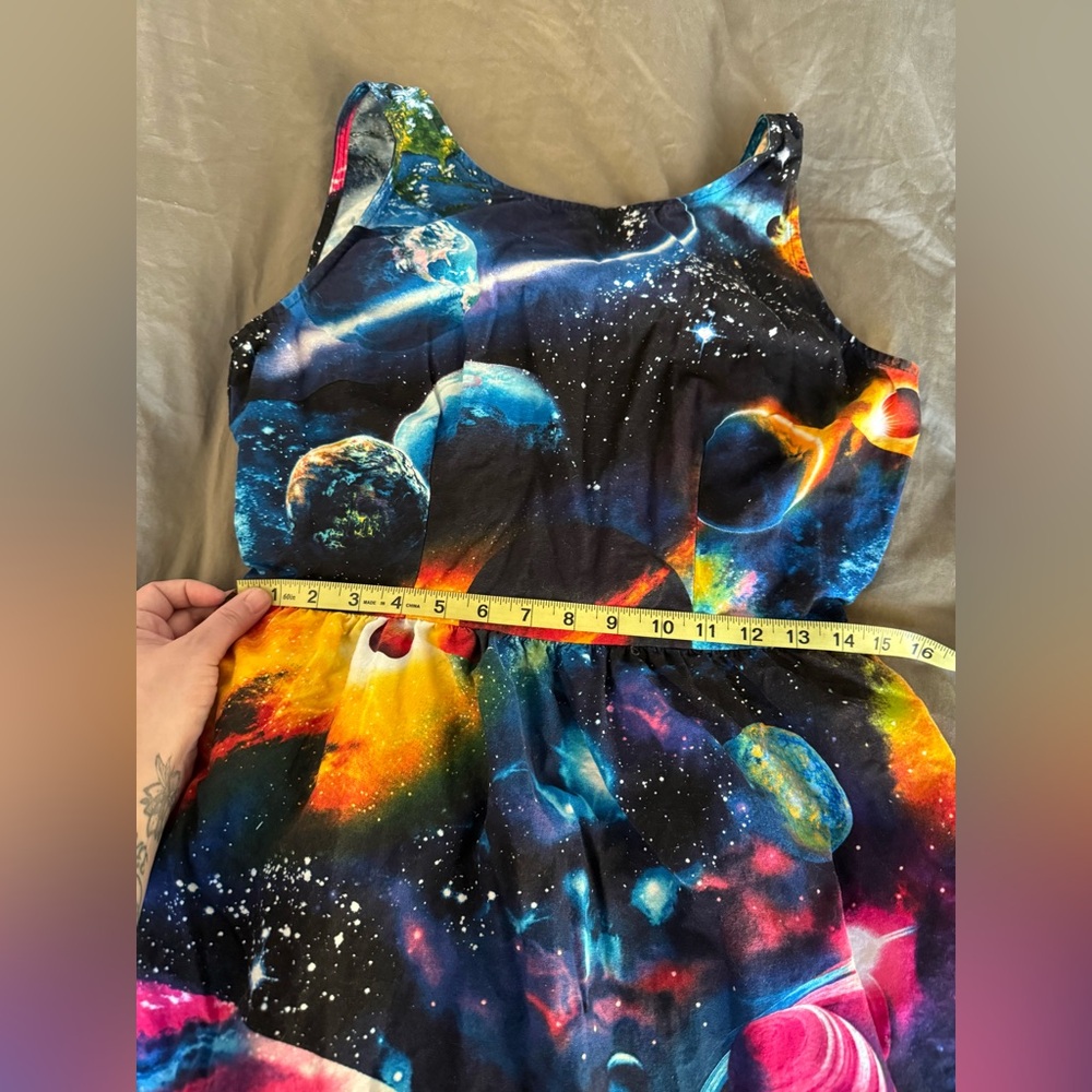 Retrolicious Cosmic Space Print Dress
Size L Black Multicolor Pin Up Y2K Vtg - Picture 6 of 6